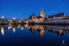 Wenn-es-Nacht-wird-in-Regensburg