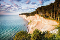 The-Glowing-Chalk-Cliffs